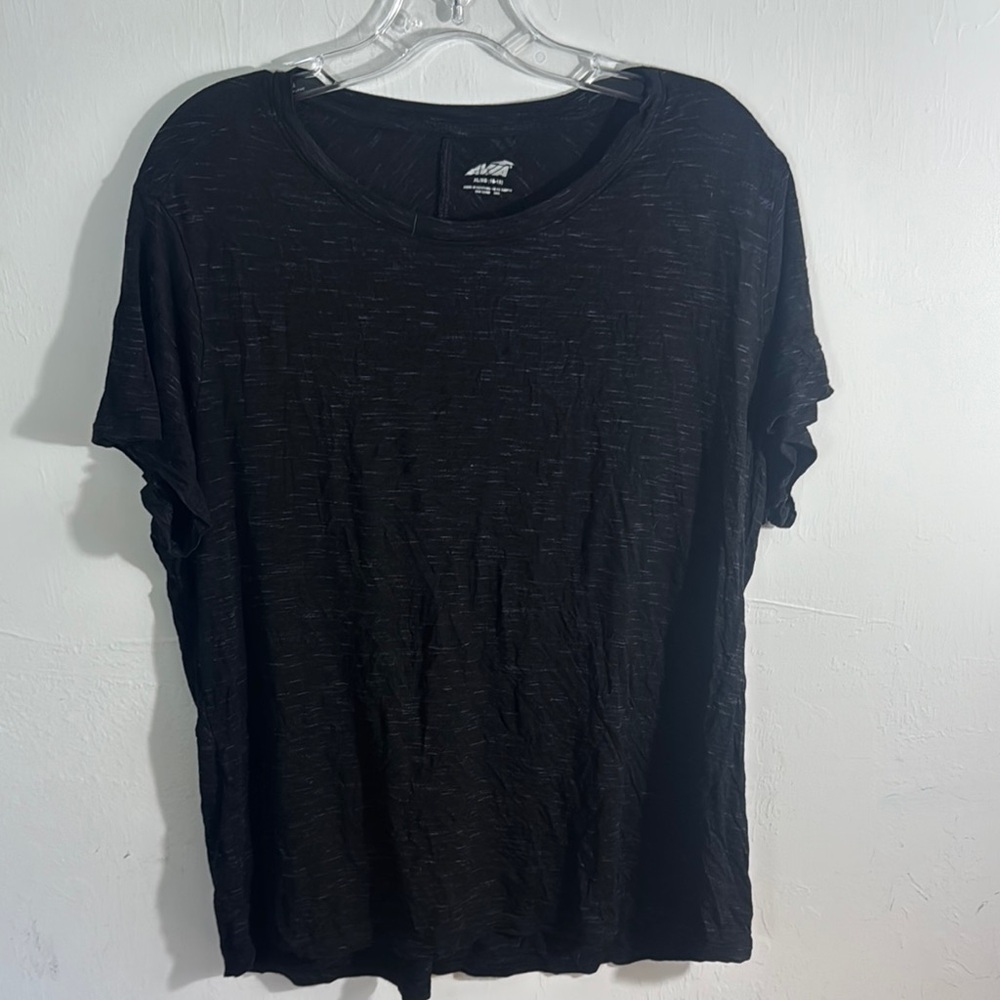 Avia Black Short Sleeve Tee Casual Fit